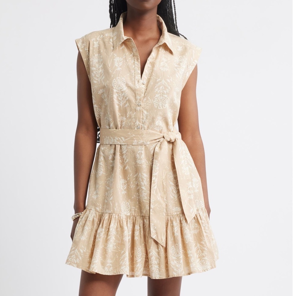 Treasure & Bond Beige MINI RUFFLE HEM Dress with White Floral Print SIZE M